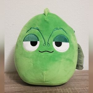 Disney Squishmallow Green Pascal Plush